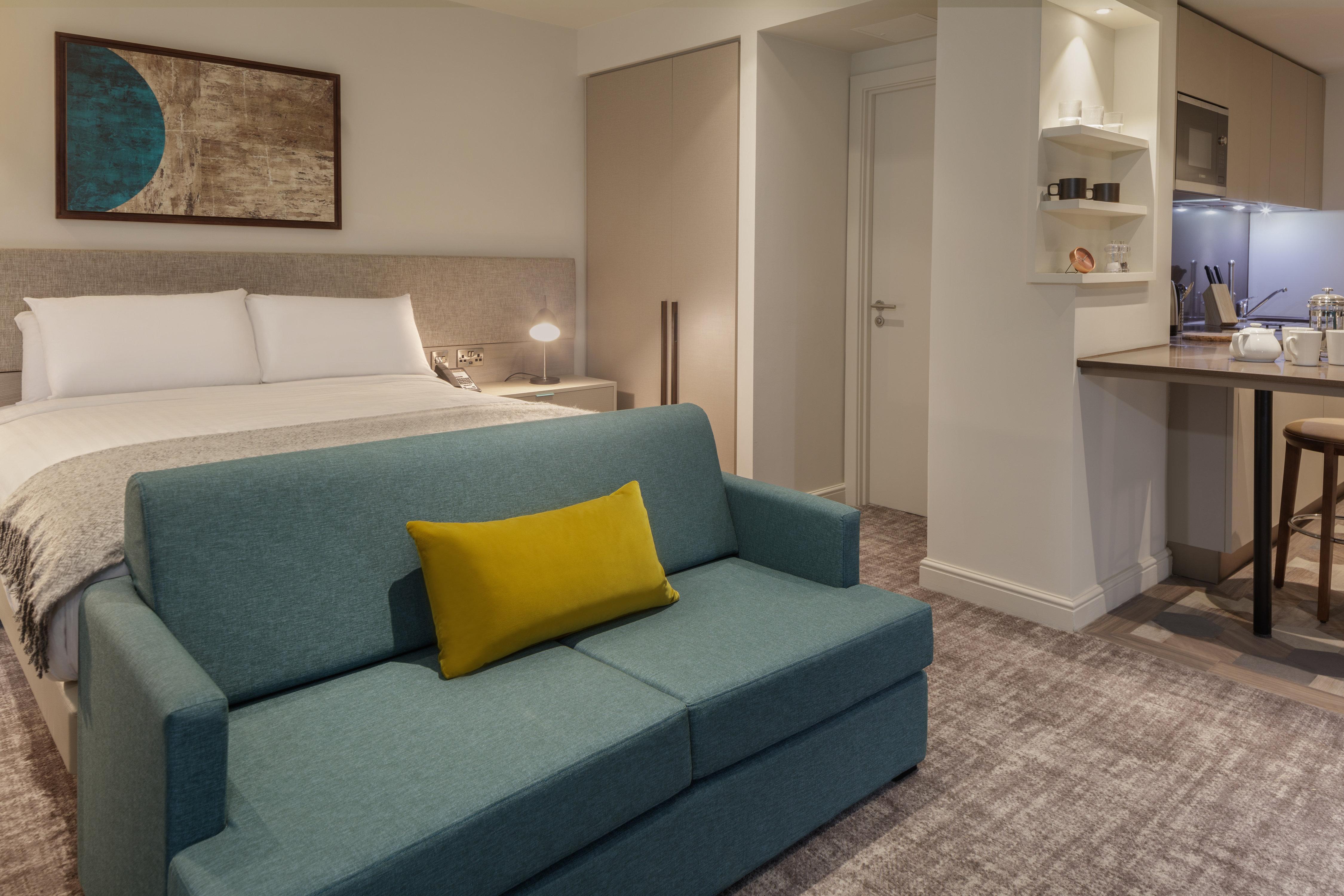 Staybridge Suites London Heathrow - Bath Road, An Ihg Aparthotel Hillingdon Ngoại thất bức ảnh