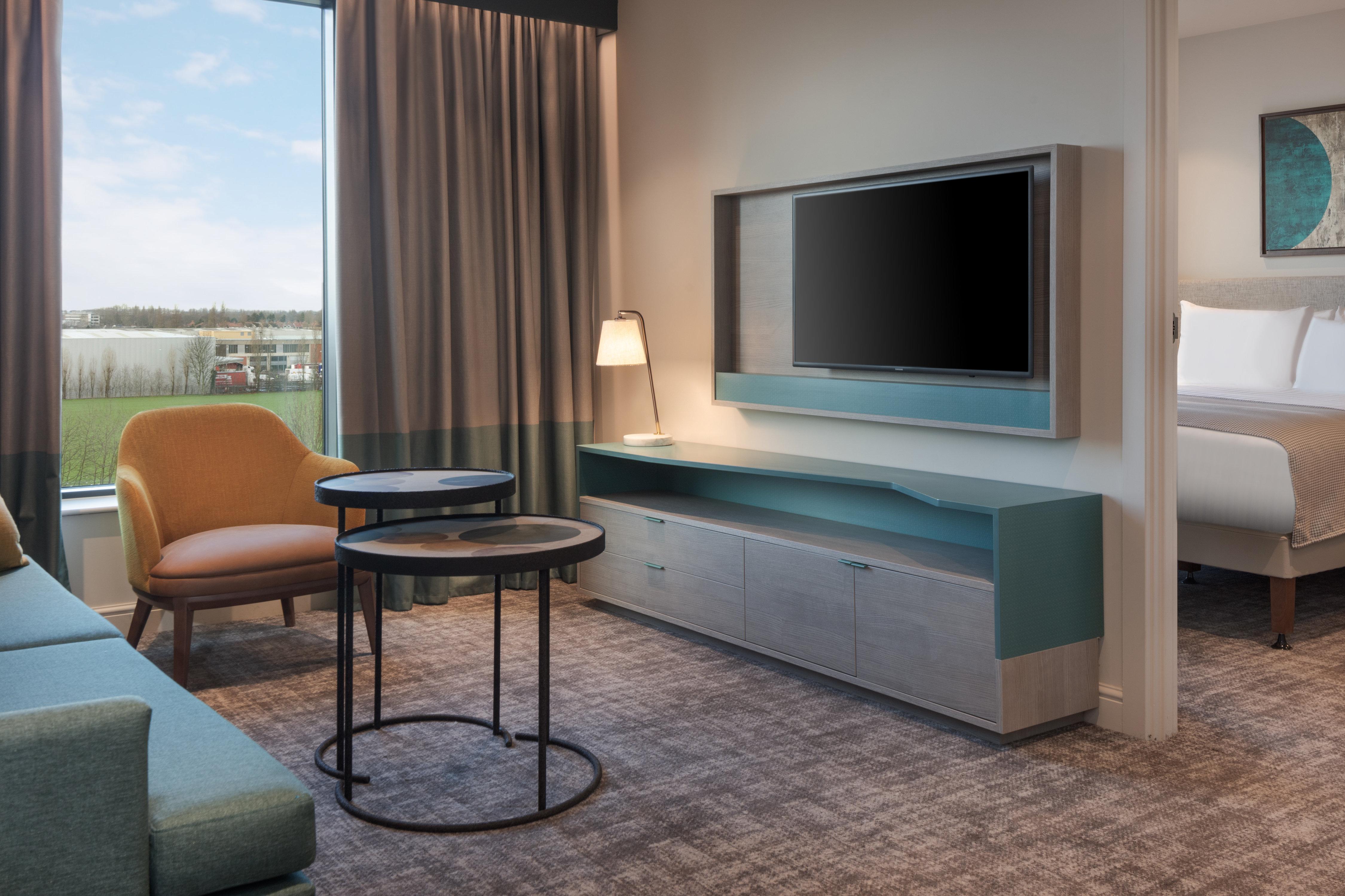 Staybridge Suites London Heathrow - Bath Road, An Ihg Aparthotel Hillingdon Ngoại thất bức ảnh