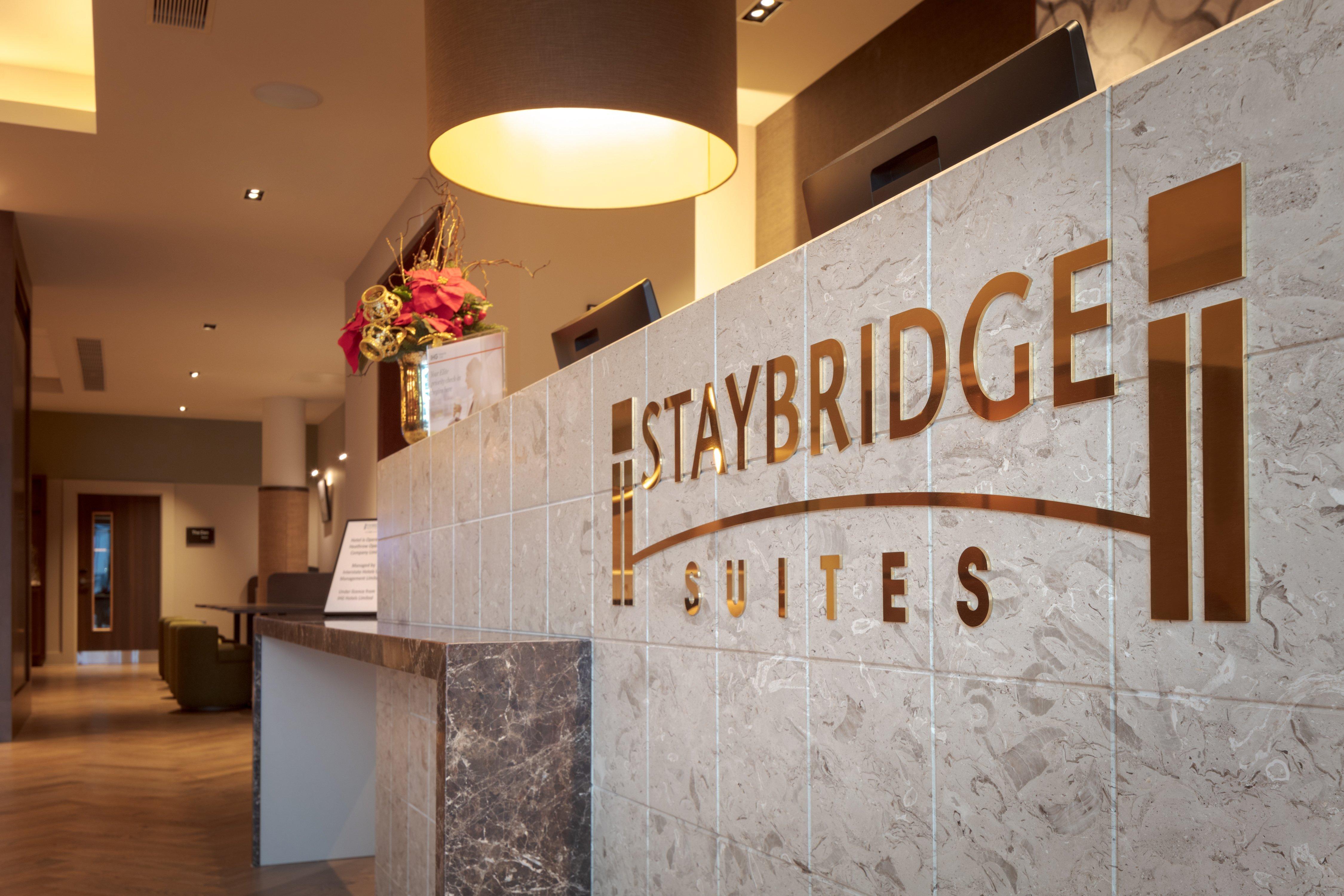 Staybridge Suites London Heathrow - Bath Road, An Ihg Aparthotel Hillingdon Ngoại thất bức ảnh