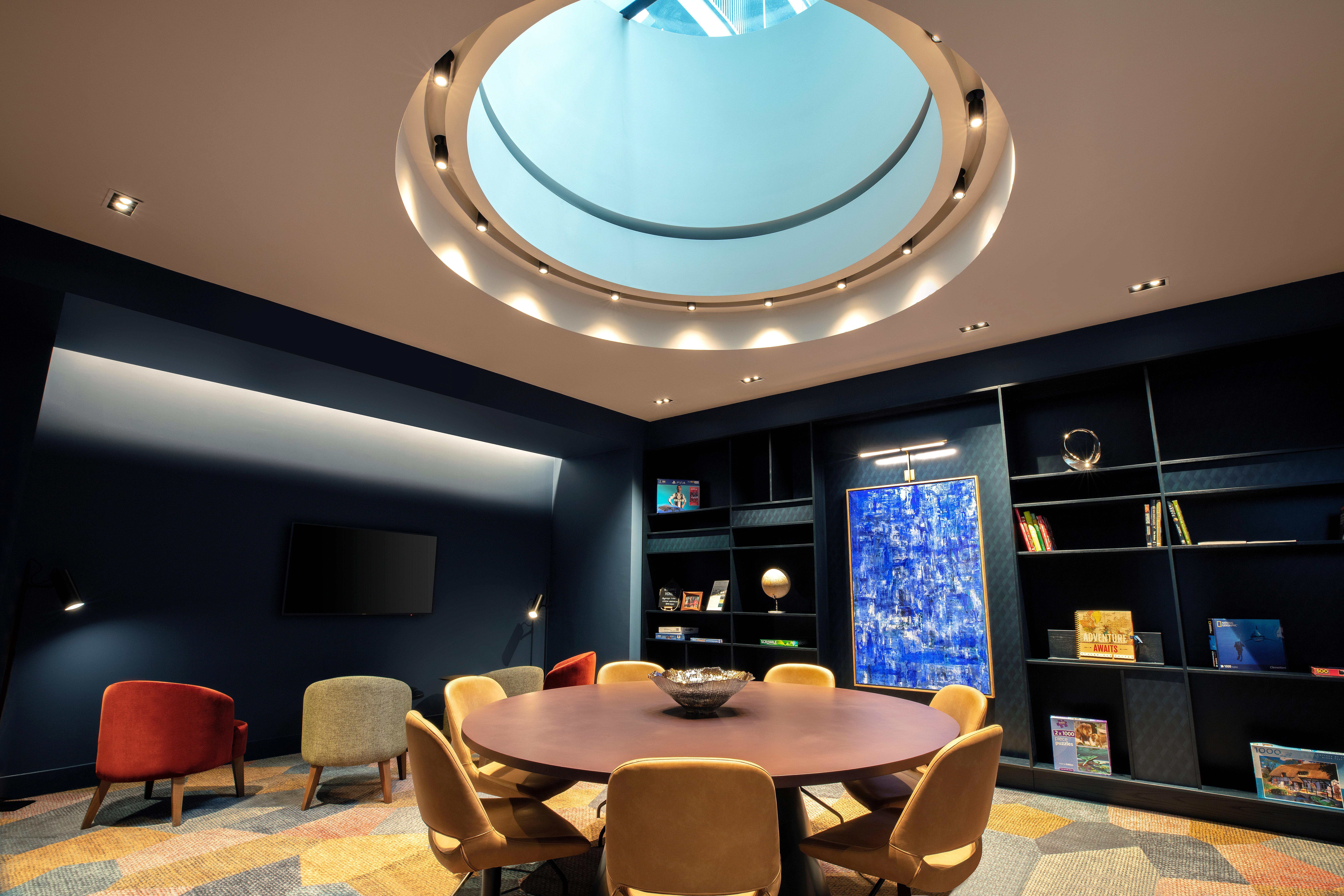 Staybridge Suites London Heathrow - Bath Road, An Ihg Aparthotel Hillingdon Ngoại thất bức ảnh