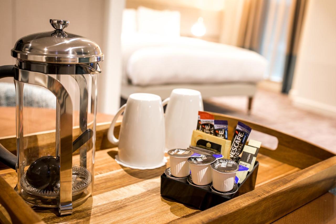Staybridge Suites London Heathrow - Bath Road, An Ihg Aparthotel Hillingdon Ngoại thất bức ảnh