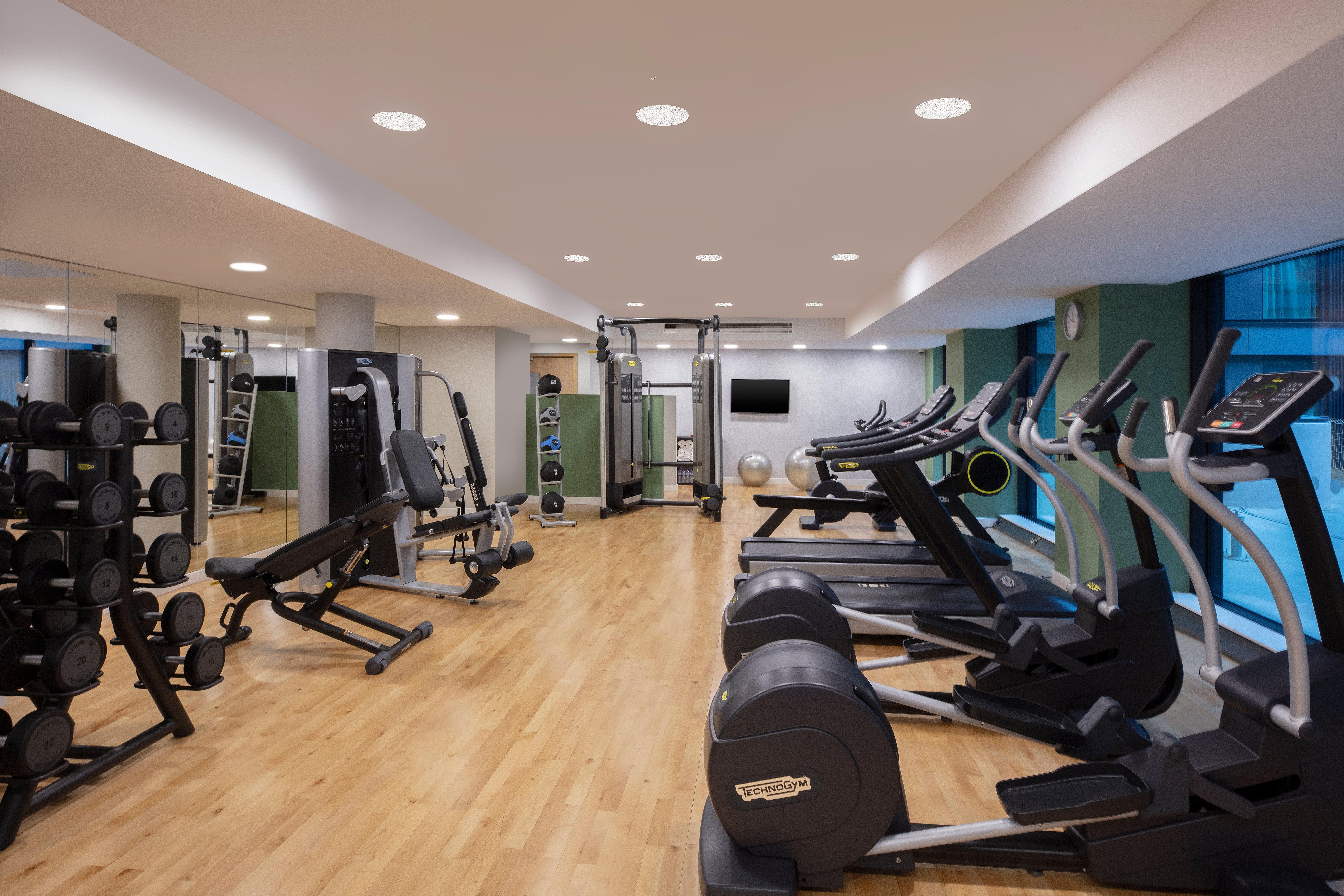 Staybridge Suites London Heathrow - Bath Road, An Ihg Aparthotel Hillingdon Ngoại thất bức ảnh